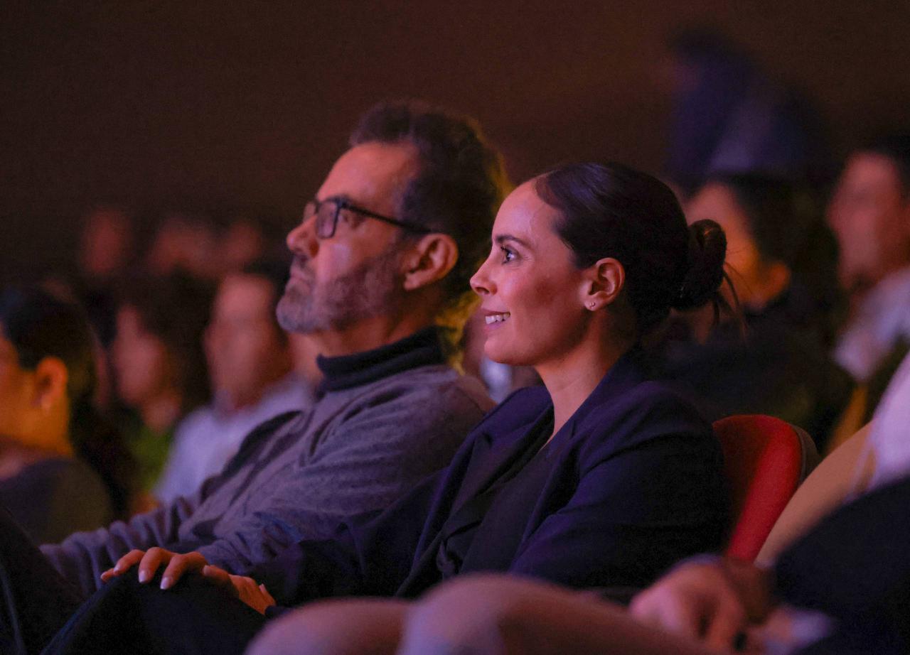 uploads/6/32/01 (2760).Jpeg